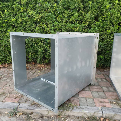 Máng cáp trục đứng