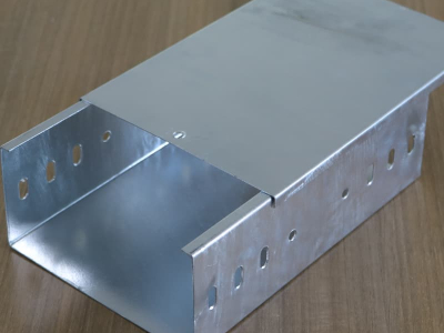 Khay cáp máng thép