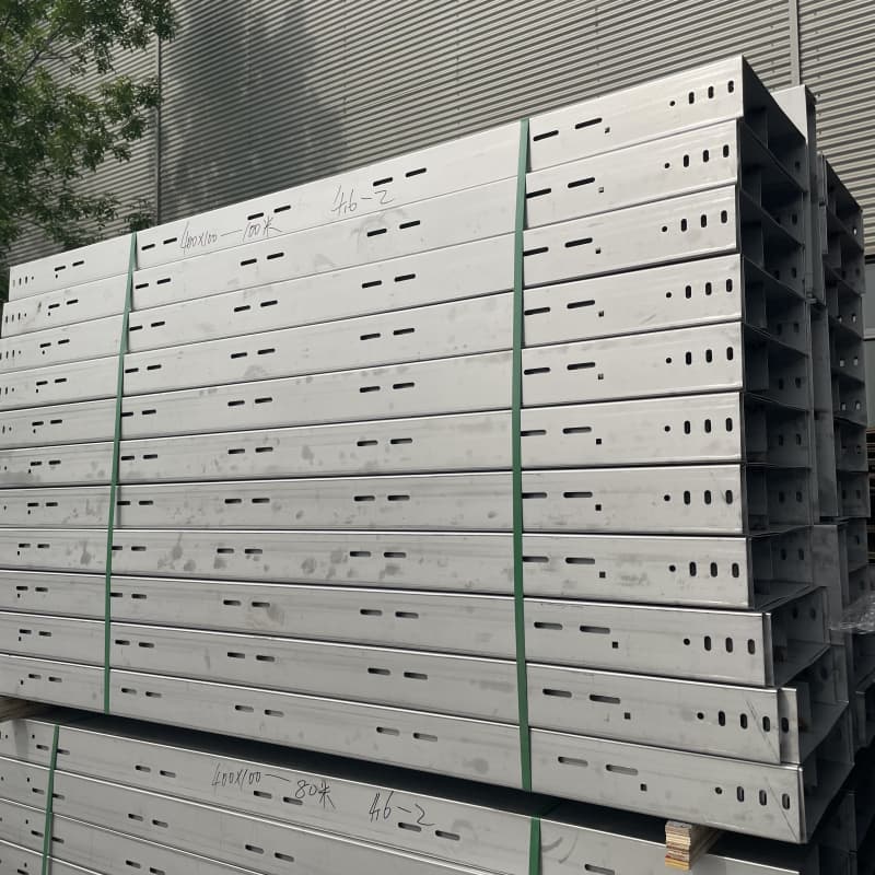 Khung cầu thép Khung cầu thép